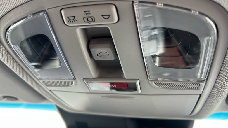 Hyundai KONA 150kW Ultimate 64kWh 5dr Auto Electric Hatchback